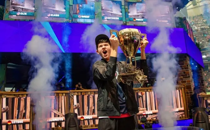 初開催『Fortnite』W杯、ソロ部門は16歳 Bughaが優勝　賞金3億円超え