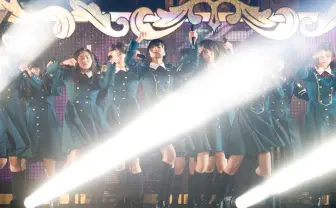 欅坂46「1周年ライブ」レポート　残酷なループに立ち向かい、全身で叫ぶ少女たち