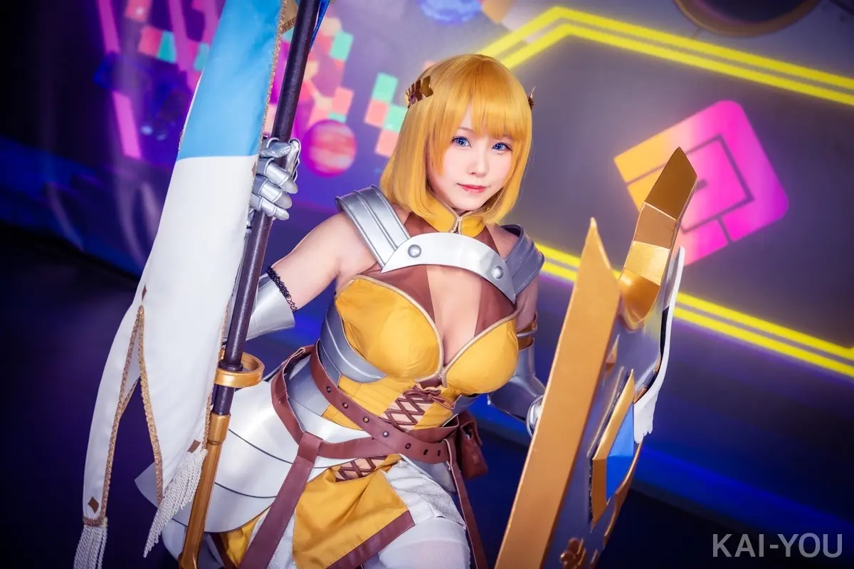 『#コンパス』ジャンヌダルク光臨　コスプレイヤーくろねこが聖女に変身