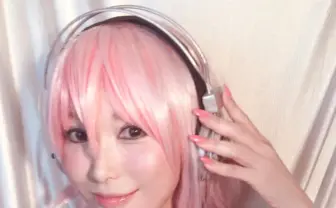 叶美香がすーぱーそに子のコスプレ披露！ 寄せてないのに胸がファビュラス