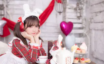 中国人コスプレイヤー「リーユウ」歌手デビュー イベントで歌声も披露