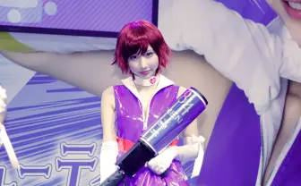 【写真】「ニコニコ超会議2019」カオスな会場で輝く美人コンパニオン