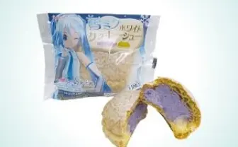 今年もコラボ！　ファミマで雪ミクシュークリームが発売