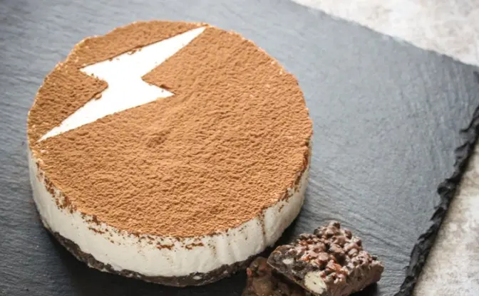 ブラックサンダーを義理から本命へ格上げするチョコチーズケーキ爆誕！
