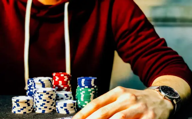 Twitchがギャンブル配信禁止　詐欺やオンラインカジノのスポンサードを問題視