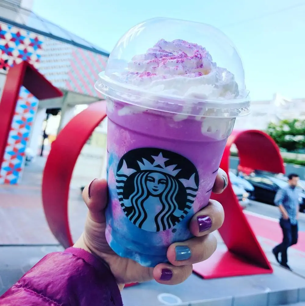 ユニコーンフラペチーノはマンゴー風味？ スタバ新作、5日間限定で登場