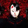 BABYMETAL：左からYUIMETAL、SU-METAL、MOAMETAL