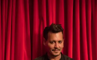 ジョニーデップ日本初ライブ！ ロックの祭典でジミー・ペイジらと共演