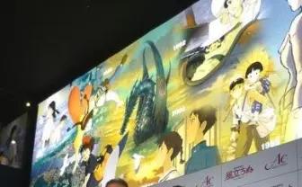 巨大シネコン「イオンエンターテイメント」誕生　スタジオジブリ大壁画も祝う