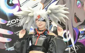 【写真】コミケコンパニオンの狂宴　2年ぶりのビッグサイトで輝く女神たち