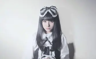 サブカル最前線トーク「ナードな茶会」に口枷屋モイラ、緑川百々子ら