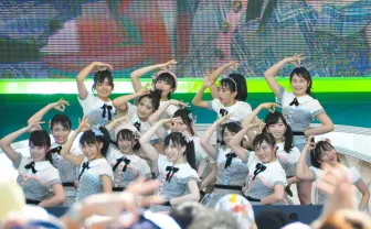 【TIF2017】AKB48 Team 8、2連続出演! 恋チュンで熱狂【写真】