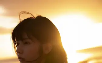 えなこ、コスプレ一切なしの写真集　史上最高の「素のえなこ」で挑む王道