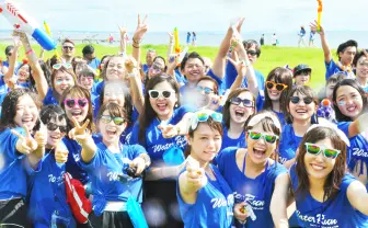 ギャルで溢れる「ウォーターランフェス」に潜入！ 生のパリピは凄まじかった