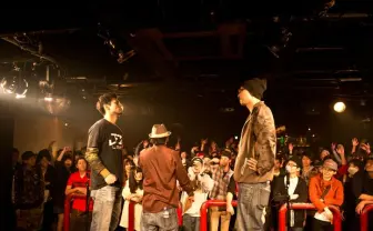 ストリートで今何が? ラップの格闘技「戦極MCBATTLE」試合レポ 前編