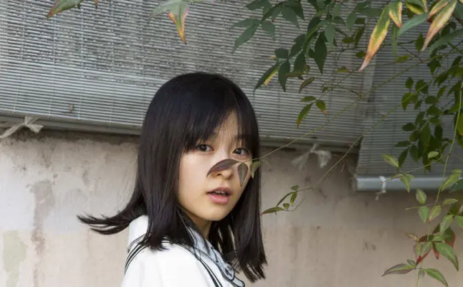 森七菜、初の写真集『Peace』発売前の3刷重版、極厚と異例づくしで話題