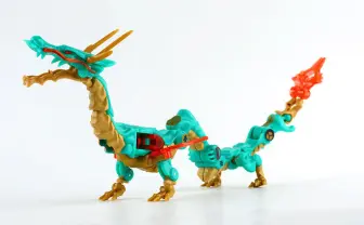 キューブが龍に変形！ 中国の人気フィギュアを金属造形作家・坪島悠貴がデザイン