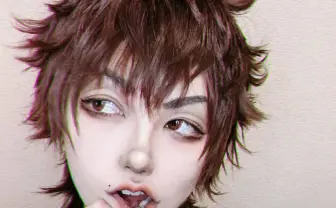 【刮目ッッ】刃牙のコスプレ、強い再現度で2度見確定　本物と見まごう表情力