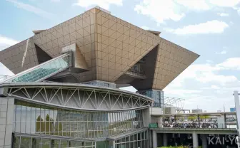 100回目のコミケは17万人が来場 コロナ禍、台風来襲も熱気と日常取り戻す