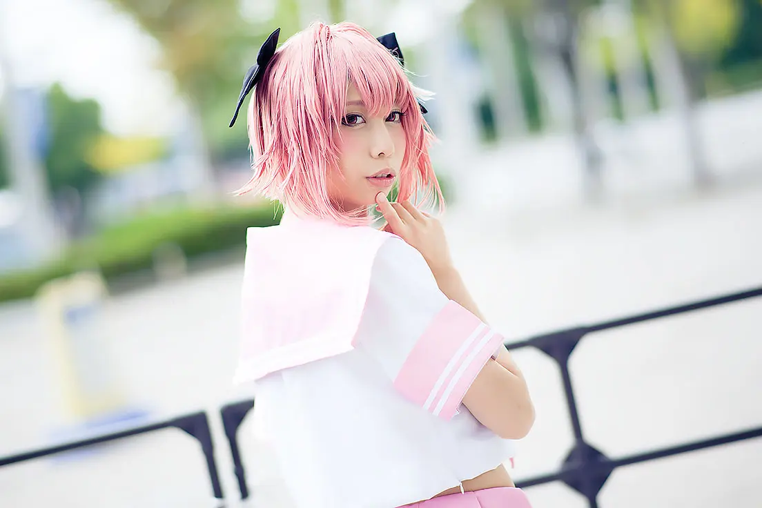 TGSで会ったかわいい子　ヘソ出しセーラー服コスのひのきお