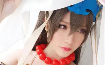 【海外コスプレイヤー】中国のグラマラス女帝 前羽さんに視線が泳いじゃう🏊