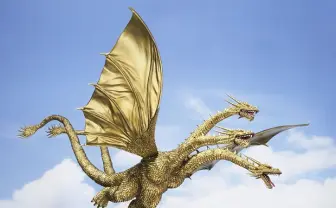 首の本数は過去最多！ 「春のキングギドラまつり」オールナイト上映