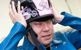 真剣謝罪の理由とは? メル先生大暴れの虹コン痛ヘルメット企画 後編