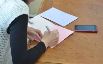 学業で”デジタルネイティブ”には程遠い!?　大学生対象アンケートでフリーミアムサービス・アプリ利用率の低さが明らかに