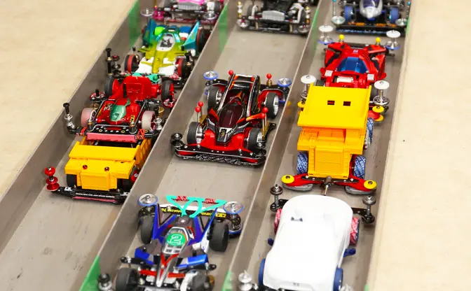 「なんでもアリ」の極悪ミニ四駆レースにWモーター8倍電圧で参戦してきた