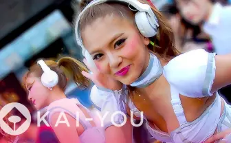 【動画】セクシーダンサー集団 CYBERJAPAN DANCERが六本木の街に出現!