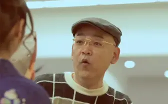 もう見られないと思っていたのに。空港に現れたのは、愛する人の晴れ姿