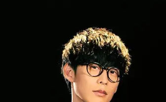 オーイシマサヨシ、新曲「パワフルバディ」がアニメ『パワプロ』主題歌に