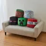 『マインクラフト』ダイカットクッション／画像はすべてしまむら公式Twitterより