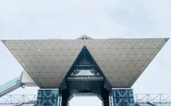 夏コミ2日目開幕　台風一過、人気サークル出展──コロナ禍で迎えた最終日