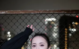 ストリートブランド「#FR2」roargunsとコラボ　モデルはAqours 小宮有紗