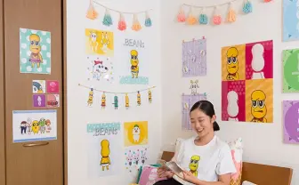 「富士フィルムさんご乱心」 部屋をピーナッツくんまみれにするサービス誕生