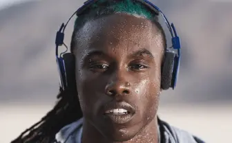 セレブの汗がしたたるヘッドホンが限定1個で販売！ ←在庫あり