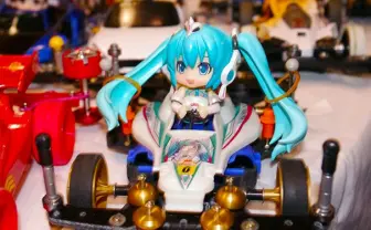 超会議ミニ四駆大会に潜入! ミクやドアラに美琴、キャラカーがすごかった