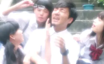 夏の終わりと7人の美女！ tofubeats「poolside feat. PES（RIP SLYME）」MV公開