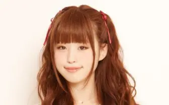 原宿発の青文字系モデル・やのあんな、kz（livetune）プロデュースで「ステラ女学院高等科C3部」OP！