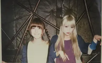 「おやホロバス」パロディAVに物議!?　アイドルvs出演AV女優でガチトーク