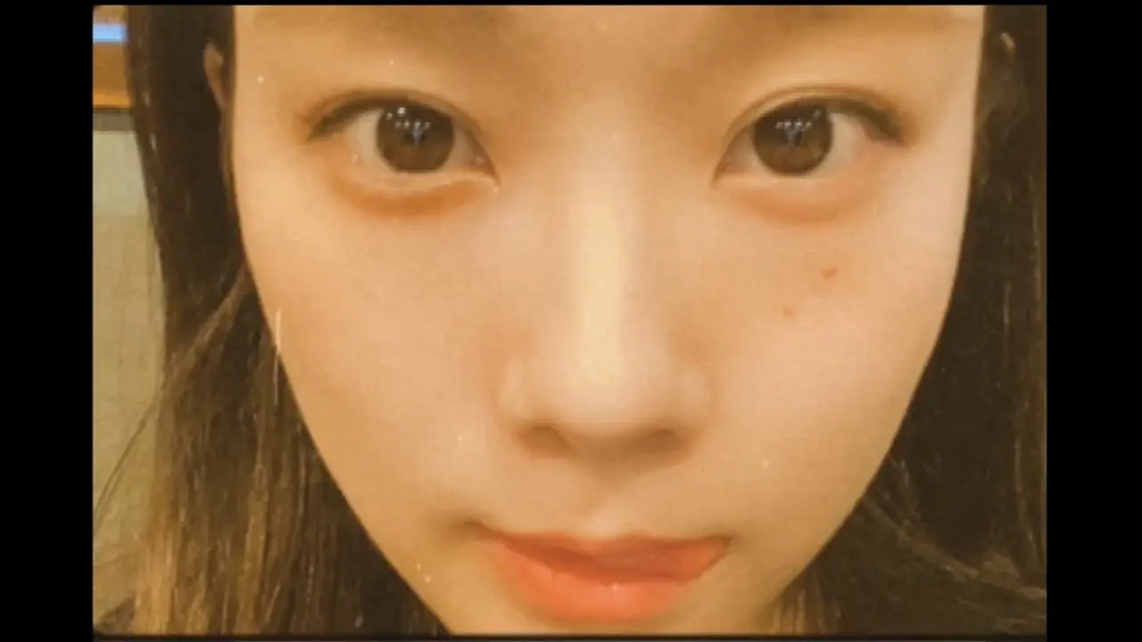 画像は動画「重盛さと美「GOOD night🌙💤」より」