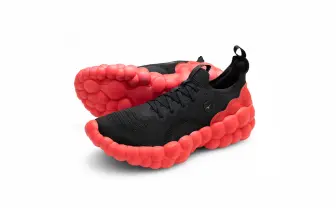 て、鉄雄…? ミズノ史上最高のシューズに漂う『AKIRA』的既視感