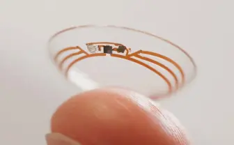 未来は僕らの目の中! グーグルが無線入りコンタクトを開発