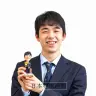 藤井聡太さんの新グッズ「ボブルヘッド」／画像はすべて日本将棋連盟デジタルショップより