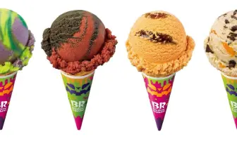 サーティワンで「クレイジーハロウィン」 暗闇で光るアイスとは？