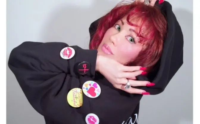 叶姉妹、冬コミ続報「ファビュラスな姉のアメージングな叶缶バッジ」