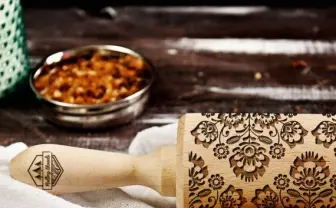 海外のクッキー専用麺棒が芸術的　100種類以上の模様が楽しめる！