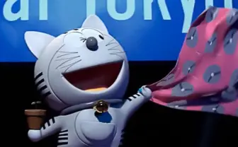 ドラえもん…じゃなくて「トラのもん」CM公開!タイムふろしき登場