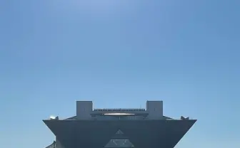 「コミケ99」初日は5万5千人が来場　新ルール導入で前回の3分の1以下に